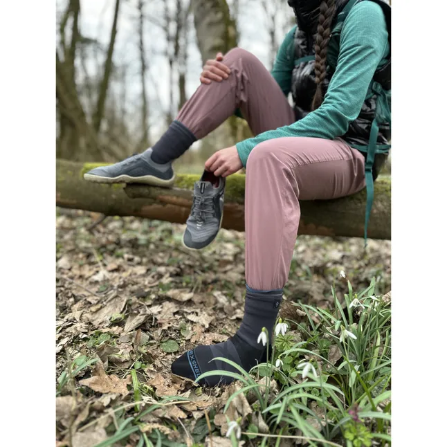 Носки водонепроницаемые Dexshell Running Lite 2.0 Socks, серые, размер L (43-46) — Photo 2