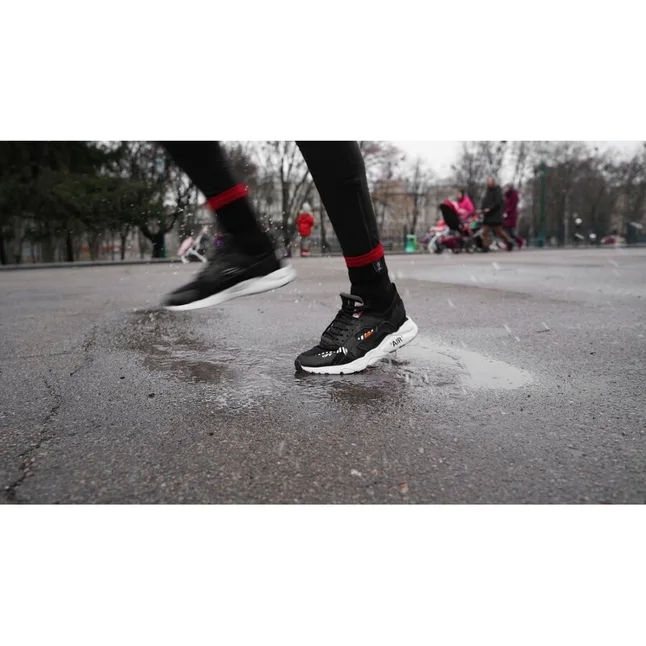 Водонепроницаемые носки DexShell Running Lite Socks, красные полоски XL (47-49) — Photo 10