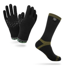 Акційний комплект DexShell шкарпетки Trekking Green DS636 + рукавички Drylite Dg9946blk